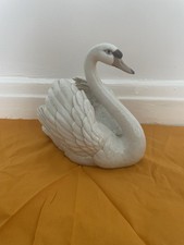 LLADRO Swan with Wings Spread