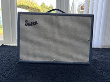 Supro Dual-Tone 1624T Valve Combo Amp With Slip Cover