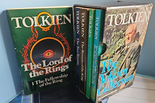 The tolkien collection unwin - collection.,