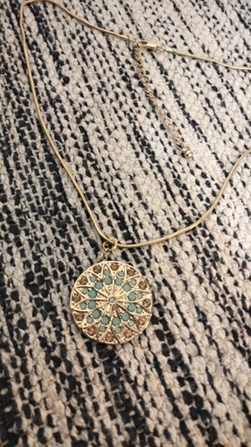 Gold tone flower floral - gold,