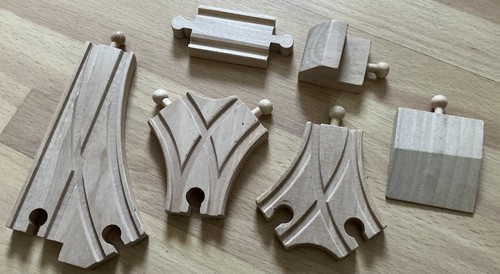 Six wooden train - six., track
