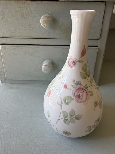 Wedgewood rosehip english bone - wedgewood,