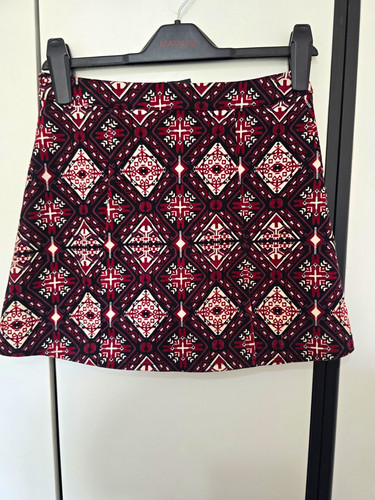 Burgundy geometric a - h&m,
