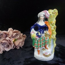 Staffordshire Figurine antique