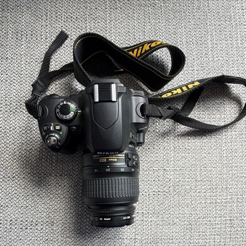 Nikon d40 1mp digital - nikon,