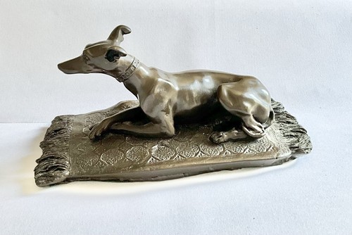Greyhound rug cold - rug, cast