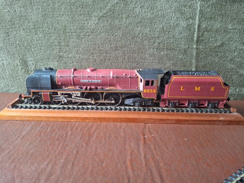 Hornby r066 duchess class - hornby,