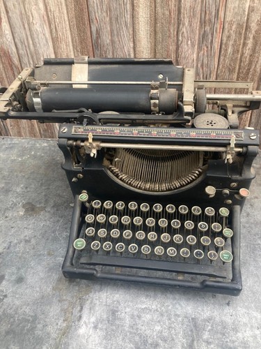 Vintage underwood typewriter - underwood?,