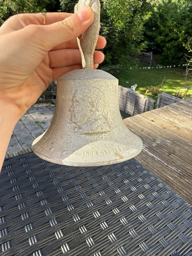 Bell cast from - bell, the
