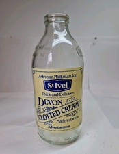ST IVEL  DEVON CLOTTED CREAM -