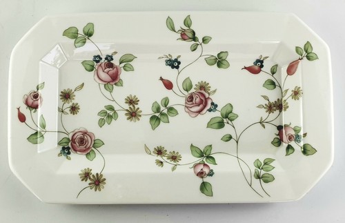 Wedgwood sandwich cake tray - sandwich,