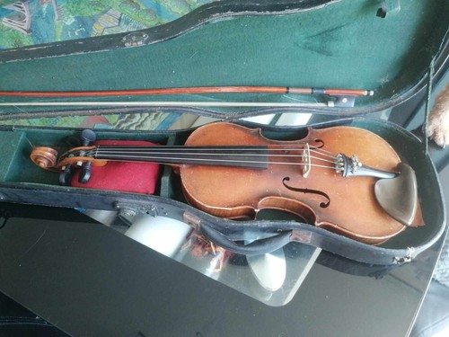 Stradivarius style violin - stradivarius,