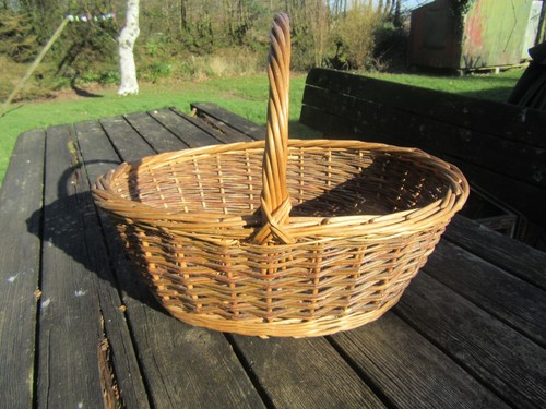 Vintage oval wicker basket - oval,