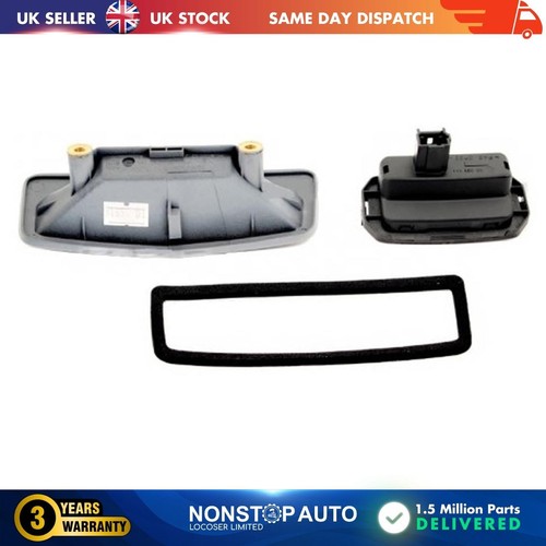 Tailgate boot handle - boot, release