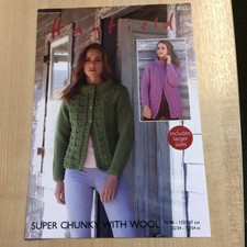 Hayfield Super Chunky Collared