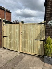Tanalised Timber President Style Driveway Gates 8ft Wide X  5ft  High