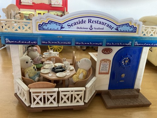 Sylvanian families seaside - families,