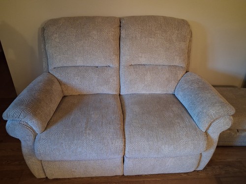 Piece suite plus footstool - 3,