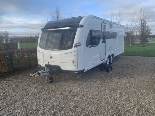 Coachman 675 vip berth - coachman, 4-berth