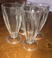 4 X GLASS TALL Dessert /