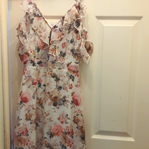 Boohoo white floral neck - white,