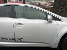 Toyota Avensis T270 Estate