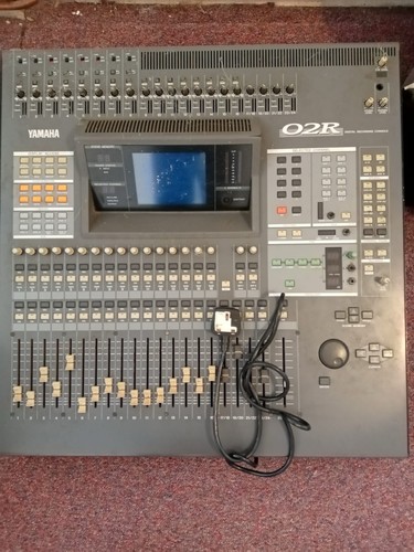 Yamaha o2r legendary digital - o2r,