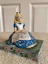 Disney Traditions ‘Awaiting An Adventure’ Alice In Wonderland Figurine -4023527