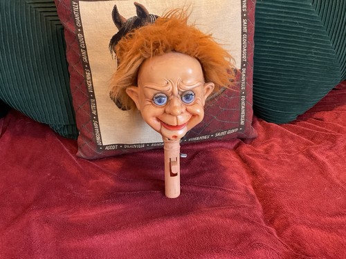Parlanchin ventriloquist - mr.,