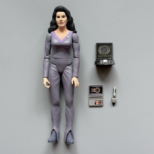 Star trek next - generation,