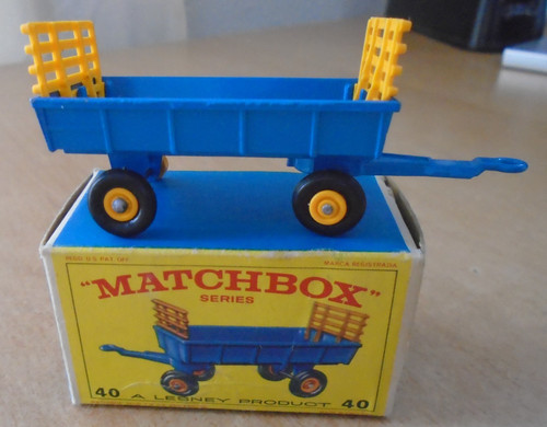 Matchbox series hay trailer - matchbox,