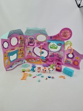 Littlest Pet Shop Tail Waggin Fitness Club Playset 
