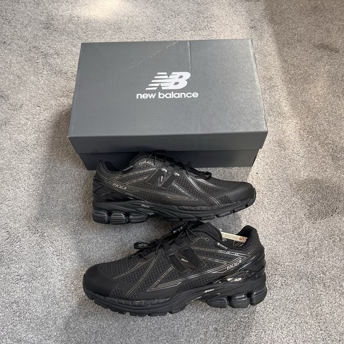 Black new balance - black,