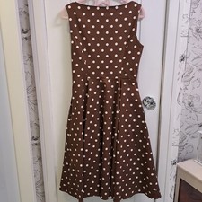 Women’s Brown and White