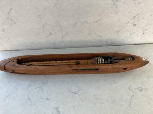 Vintage unusual loom - unusual, shuttle