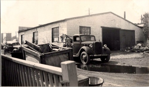 Vintage 1930s black white - black,
