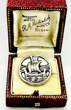 VINTAGESCOTTISH SILVER/ALEXANDER RITCHIE DESIGN GIRL'S ASSOCIATION  PIN BADGE