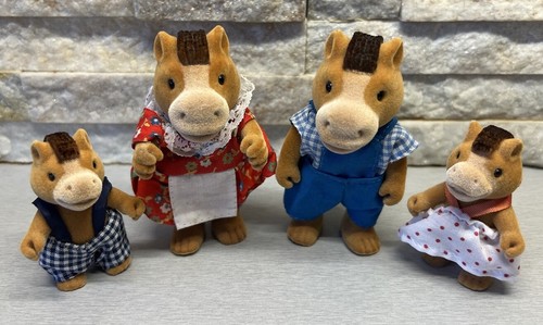 Sylvanian families forest - families,