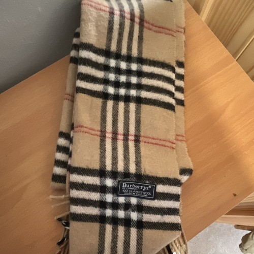 Burberry scarf 100 real - scarf,