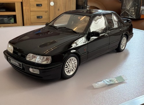 Ford sierra rs cosworth - 1/18,