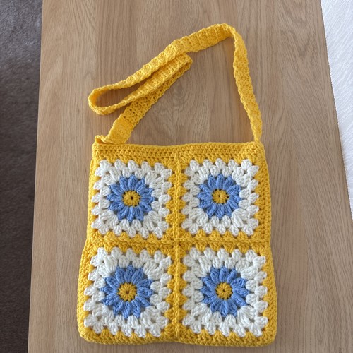 Hand crochet granny - granny, square