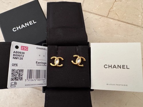 Auth chanel gold - cc, crystal