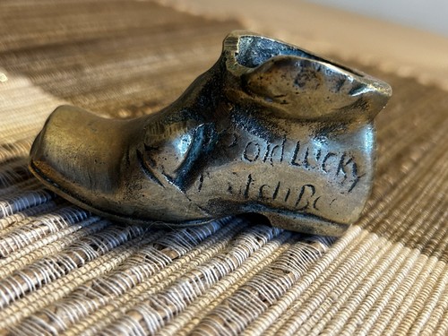 Antiques solid heavy brass - heavy,