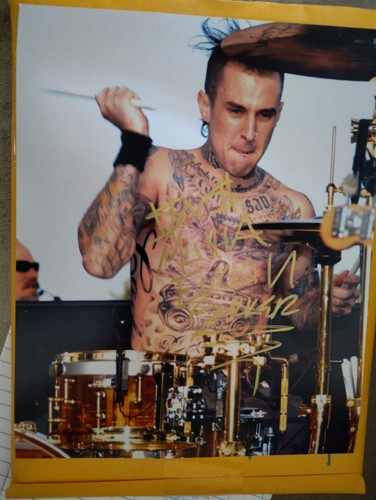 Travis barker signed amazing - travis,