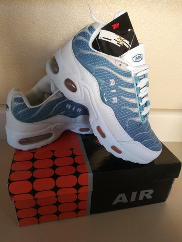 Women air sneaker athletic - air,