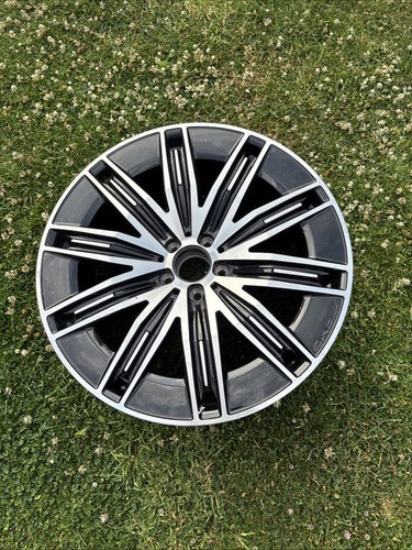 Genuine mercedes alloy - 1,