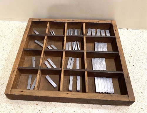 Vintage 6x7 printer typeset - 6x7, printer's