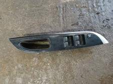 MITSUBISHI L200 DRIVERS FRONT