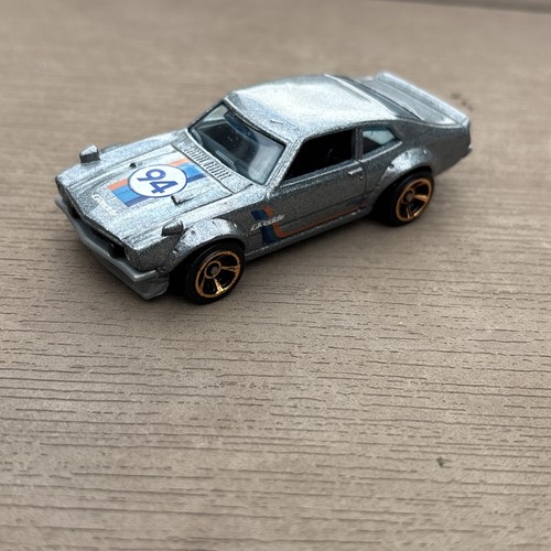 Hot wheels custom - hot,