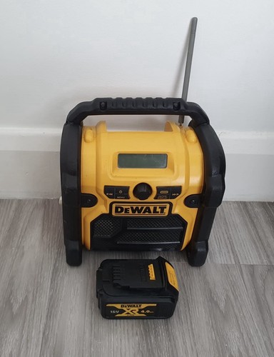 Dewalt dcr021 compact - dewalt,